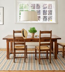 Chhatwal & Jonsson Ladakh rug Off White/Light Beige/Heaven Blue DH872250-25 Off White/Light Beige/Heaven Blue