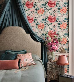 Lavinia Shimmer Wallpaper by Romo Luna