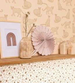 Leonne Wallpaper by Caselio Blanc rose or