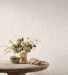 Liliana Wallpaper by Colefax and Fowler Cream