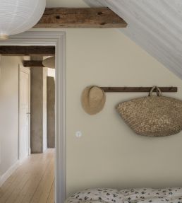 Linen Wallpaper by Borastapeter Butter Linen