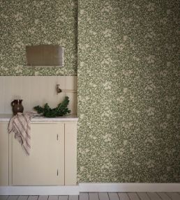Linnea Wallpaper by Sandberg Forest Green