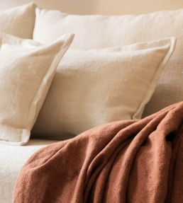 Linnet Fabric by Lizzo Off White
