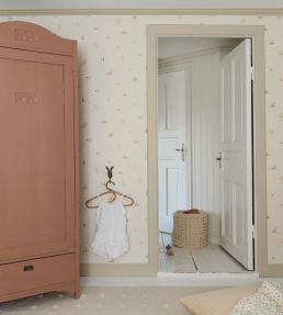 Little Fox Wallpaper by Borastapeter Linen