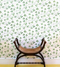 Lucky Leaf Small Scale Wallpaper by CommonRoom Clover Lawn