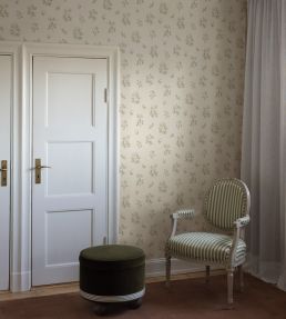 Luktart Wallpaper by Borastapeter Powder