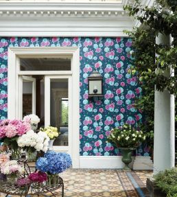Duchess Garden Wallpaper by Matthew Williamson Charcoal