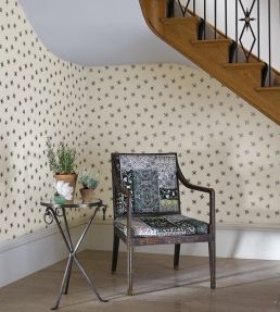 Sirius Wallpaper by Matthew Williamson Ivory