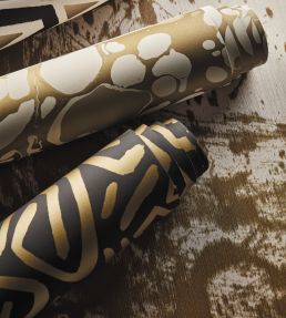 Melodic Wallpaper by Harlequin Gold / Black Earth
