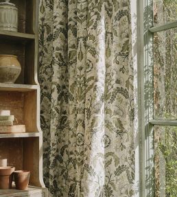 Mirabelle Fabric by Colefax And Fowler Red
