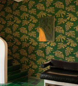 Monstera Wallpaper by Tres Tintas Verde