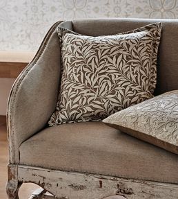 Pure Willow Bough Embroidery Fabric by Morris & Co Paper White