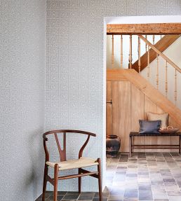 Pure Scroll Wallpaper by Morris & Co White Clover