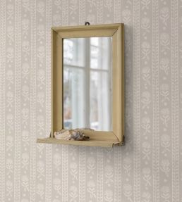 Nejlikerand Wallpaper by Borastapeter Beige