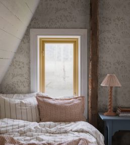 Noras Ang Wallpaper by Borastapeter Beige