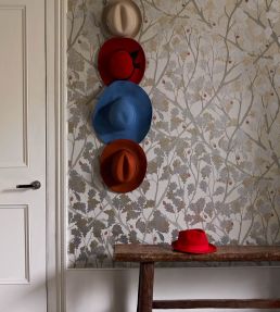 Feuille De Chene Wallpaper by Osborne & Little Ivory/Pistachio
