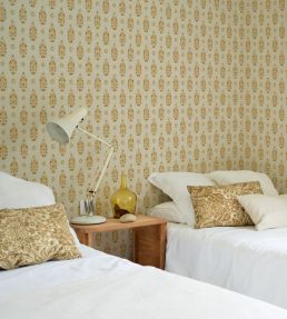 Paisley Wallpaper by Coordonne Curry