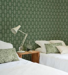 Paisley Wallpaper by Coordonne Emerald