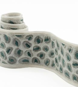 Pardus Velvet Trim by Travers 694