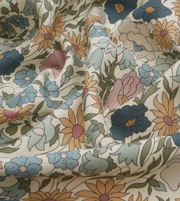 Poppy Meadowfield in Landsdowne Linen Fabric by Liberty Lichen