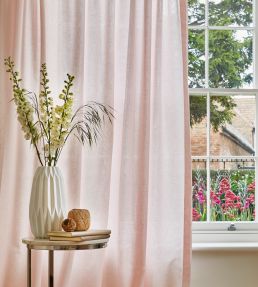 Drift Fabric by Prestigious Textiles Marshmallow