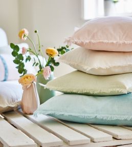 Drift Fabric by Prestigious Textiles Oyster
