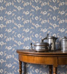 Primula Wallpaper by Langelid Von Bromssen Faded Denim