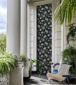 Ramo di Ortensia Wallpaper by Cole & Son Pastel on Charcoal