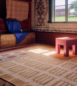 Layered Rollakan Hilma rug Meadow ROHIME140200 Meadow