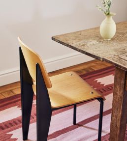 Layered Rollakan Iris rug Rasberry ROIRRA140200 Rasberry