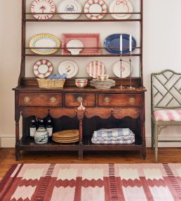 Layered Rollakan Iris rug Rasberry ROIRRA140200 Rasberry