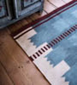 Layered Rollakan Iris Runner rug Petrol ROIRPE80300 Petrol