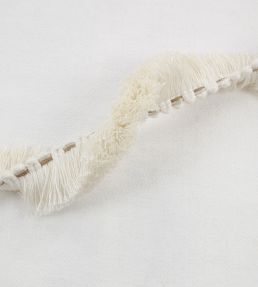 Saffra Fringe Trimming by Romo Oyster