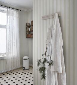 Gustav Wallpaper by Sandberg Light Green