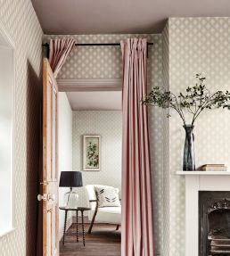 Witney Daisy Wallpaper by Sanderson Birch