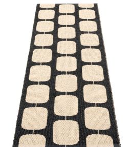 Pappelina Sten Runner rug Black/Cream STX720 Black/Cream
