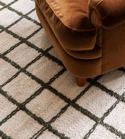Layered Strata Braided rug Green BRJUGR140200 Green