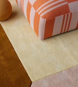 Layered Tekla Box rug Yellows TKBOKYE180270 Yellows