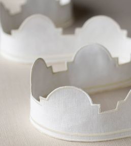 Tess Scalloped Border Trimming by Samuel & Sons Cream
