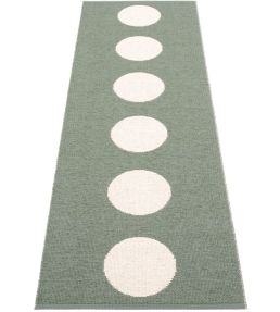 Pappelina Vera Runner rug Army/Vanilla VE1G722 Army/Vanilla