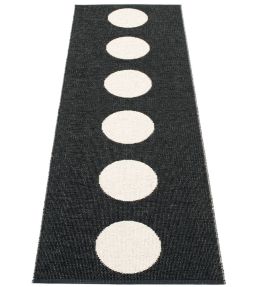 Pappelina Vera Runner rug Black/Vanilla VEX722 Black/Vanilla