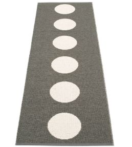 Pappelina Vera Runner rug Charcoal/Vanilla VE9A722 Charcoal/Vanilla