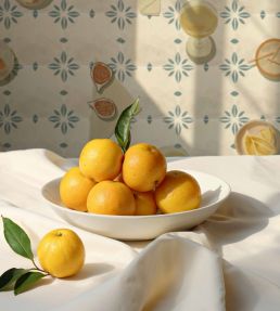 Vermut Wallpaper by Tres Tintas White