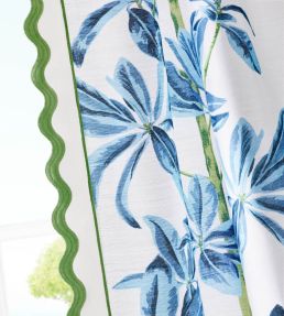 Wave Tape Trimming by Thibaut Leaf on White