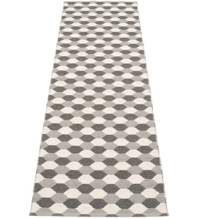 Pappelina Dana Runner rug Warm Grey/Charcoal/Vanilla DN9A725 Warm Grey/Charcoal/Vanilla