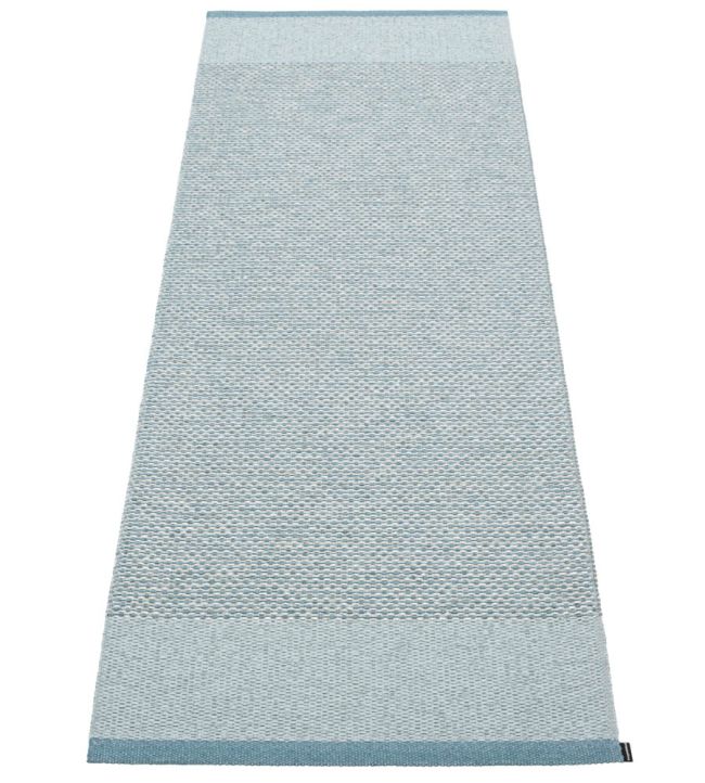 Pappelina Edit Runner rug Dove Blue/Blue Fog/Stone Metallic ET3I720 Dove Blue/Blue Fog/Stone Metallic