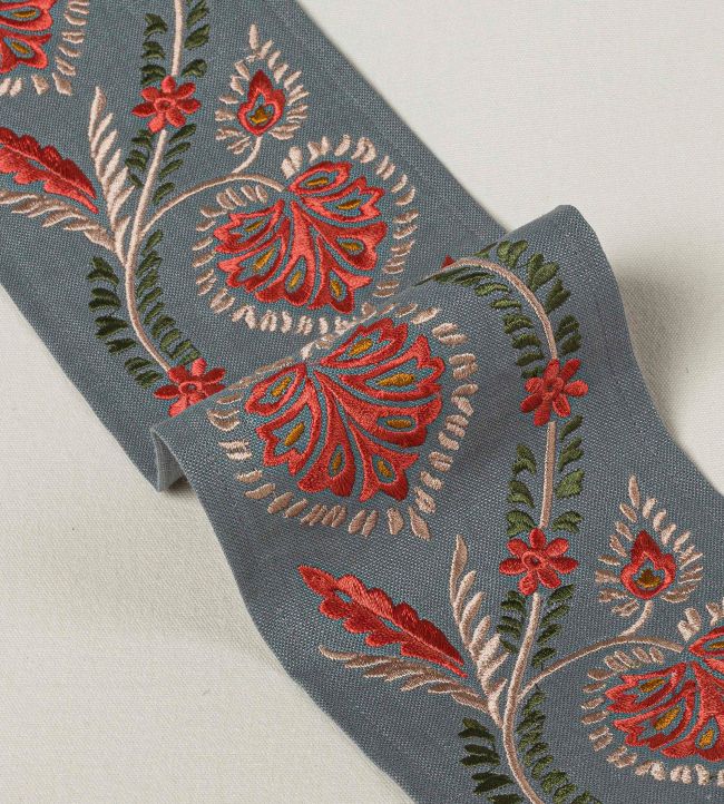 Florinda Braid Trimming by Colefax and Fowler Red/Slate