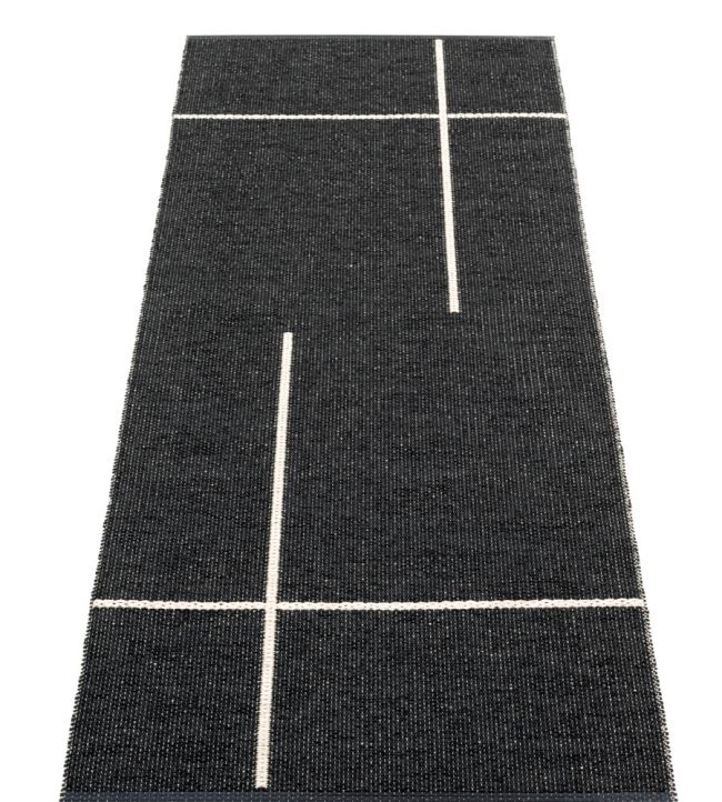 Pappelina Fred Runner rug Black/Vanilla FRX727 Black/Vanilla