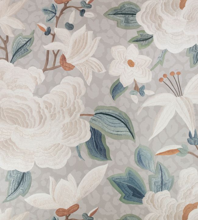 Lavinia Shimmer Wallpaper by Romo Luna