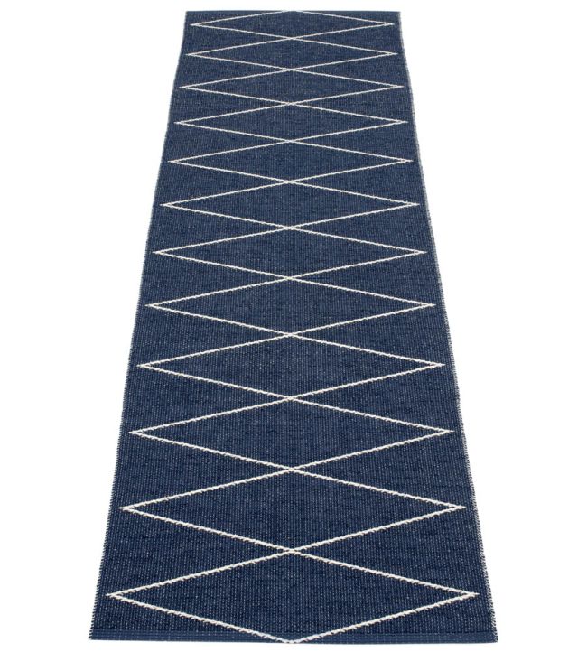 Pappelina Max Runner rug Dark Blue/Vanilla MX3724 Dark Blue/Vanilla